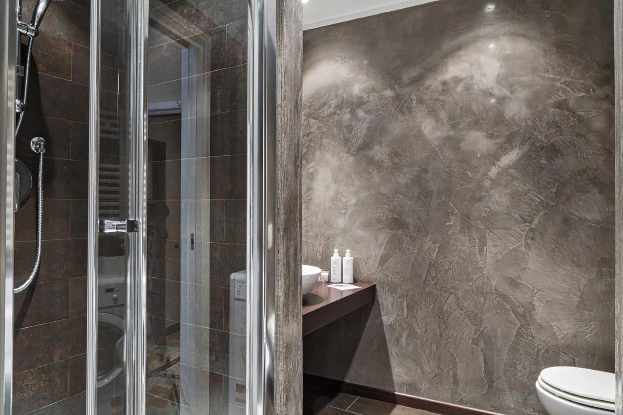 Via Roma Luxury Apartment By Wonderful Italy เจนัว ภายนอก รูปภาพ